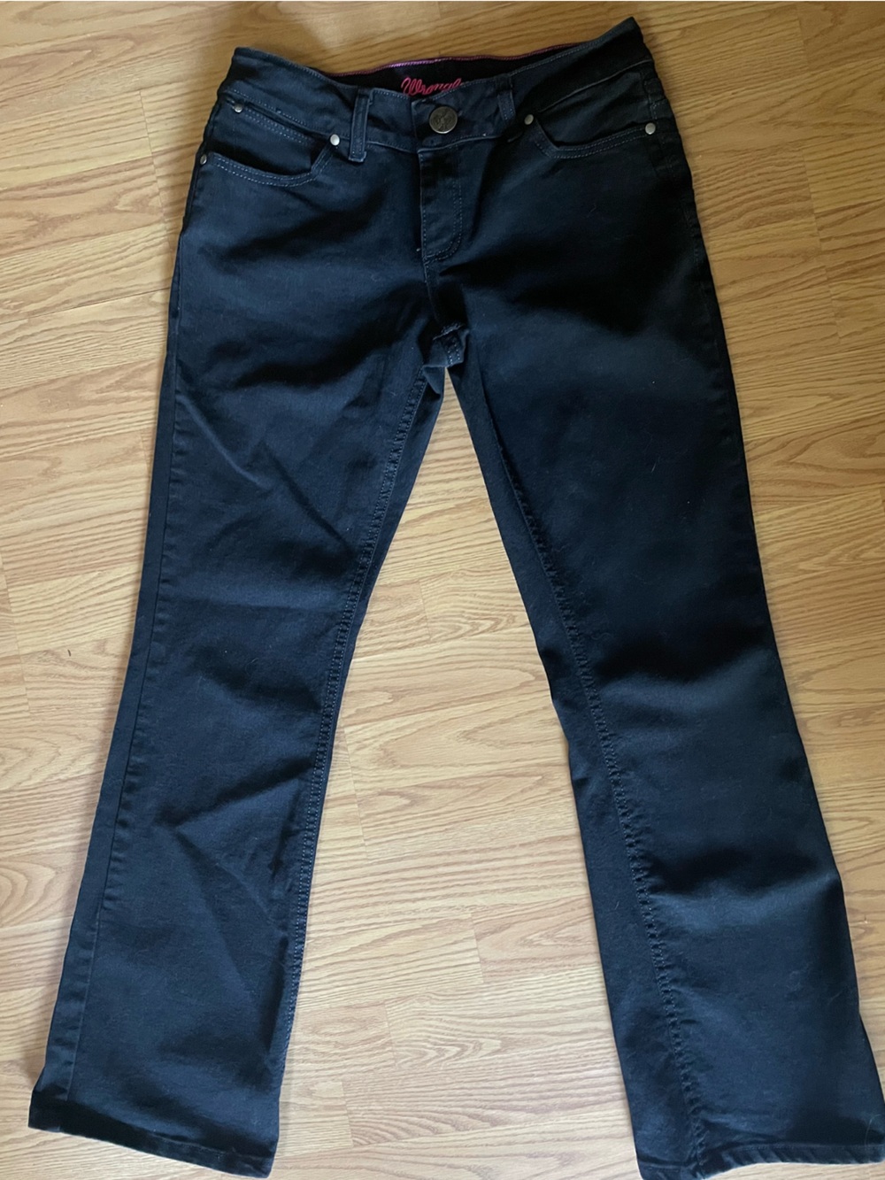 Wrangler Women's Straight Leg Jeans - Black